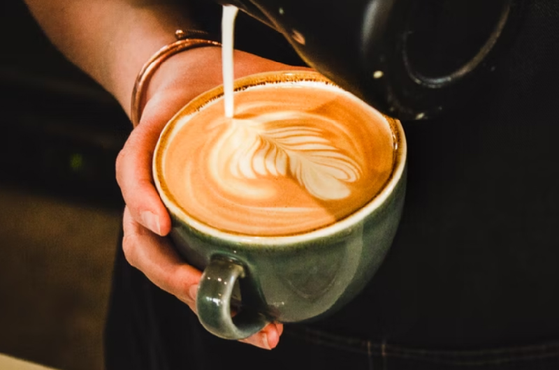 heart latte art
